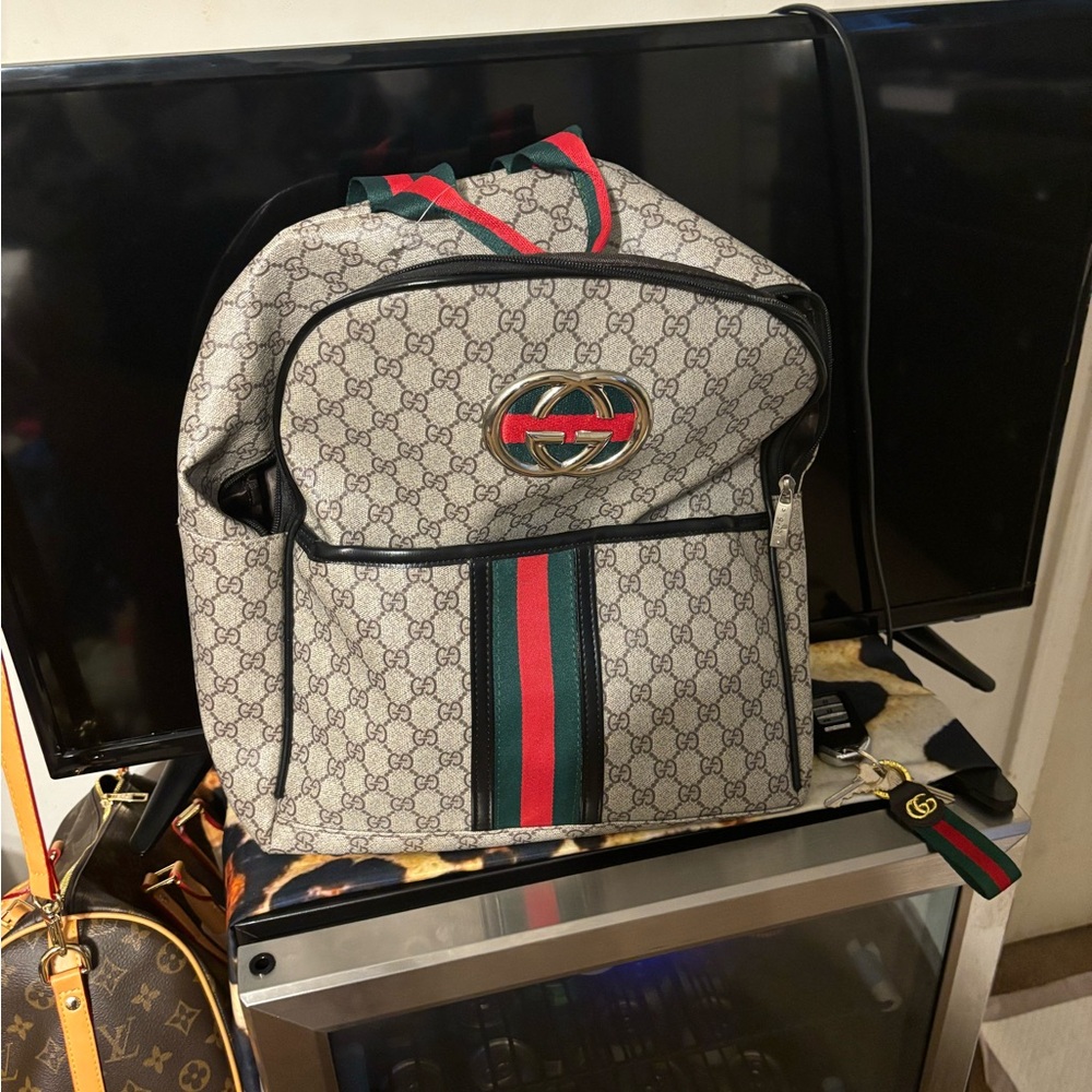 Unisex Backpack like new